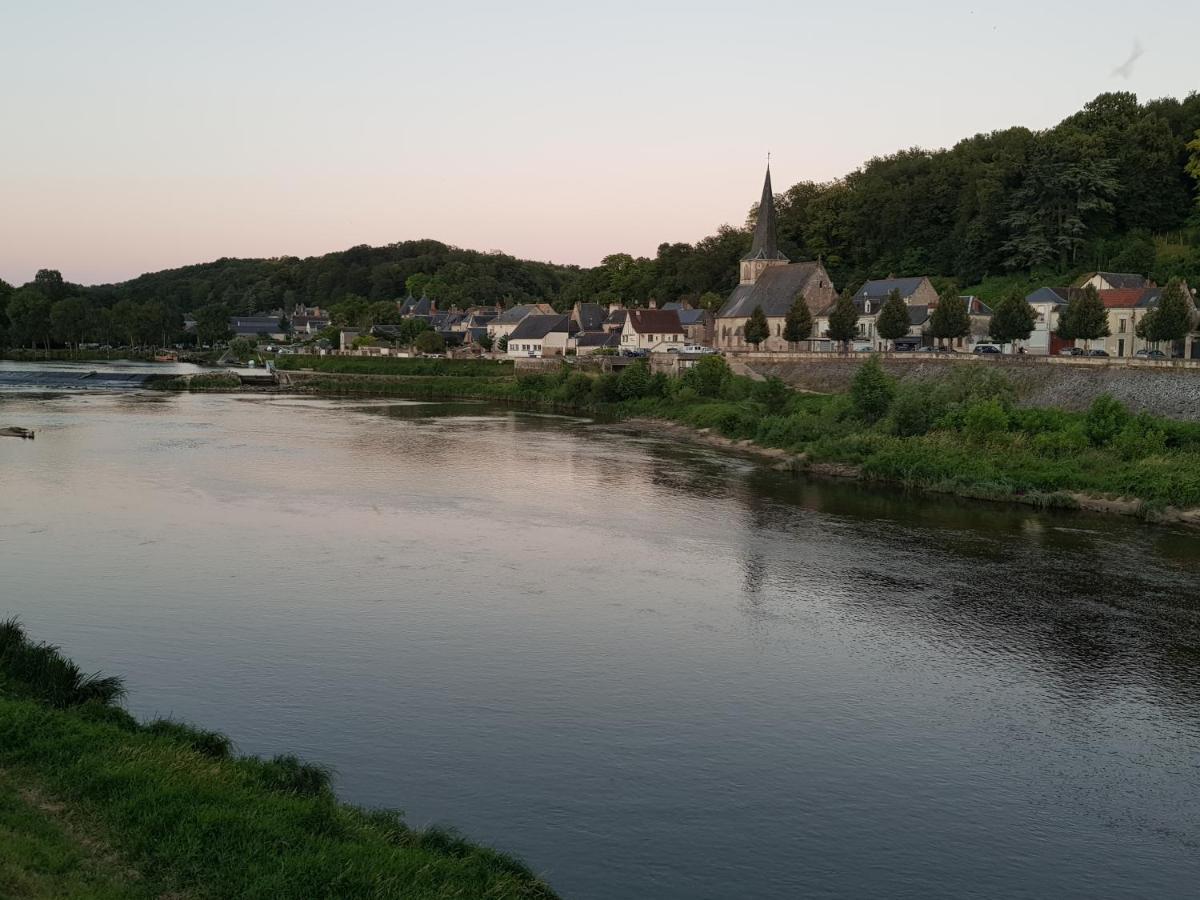 " Le Cher Passant " Savonnières Kültér fotó