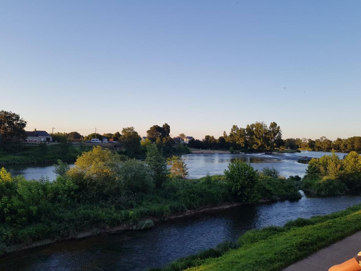 " Le Cher Passant " Savonnières Kültér fotó